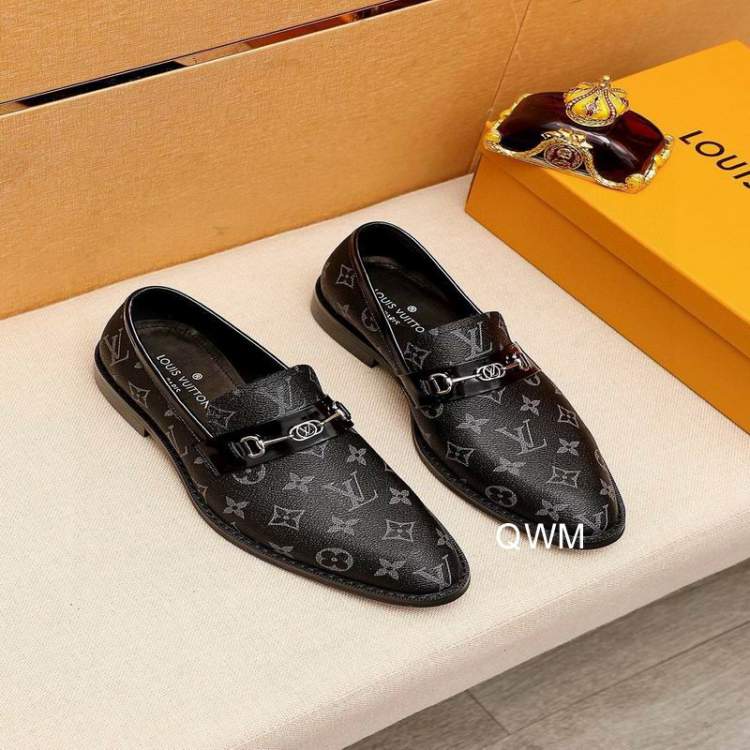 Picture of Louis Vuitton Shoes _SKULVsz38-45WM071813268